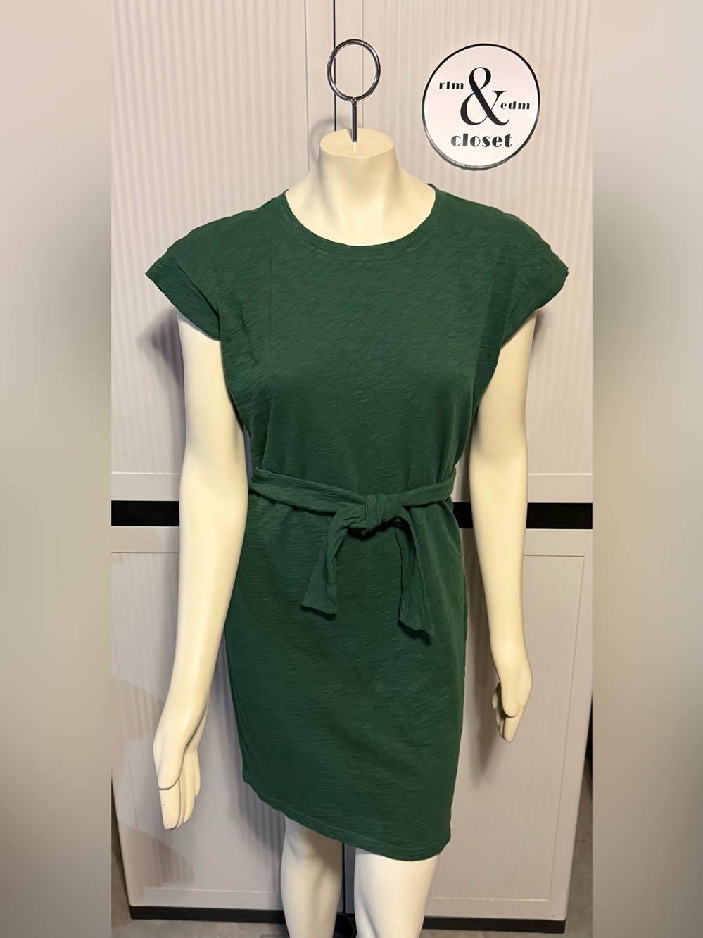 J Crew Classic Green Belted Dress - Great casual dress from morning to evening!